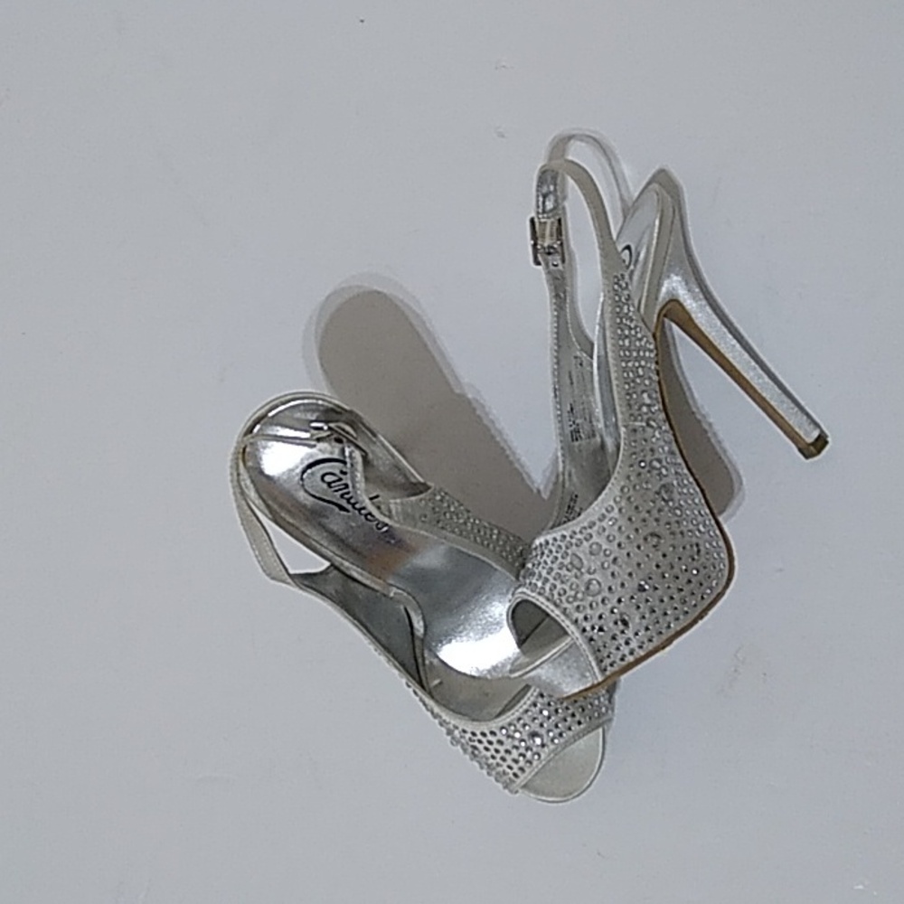 Candie's Women's Silver Slingback Peep Toe Heels